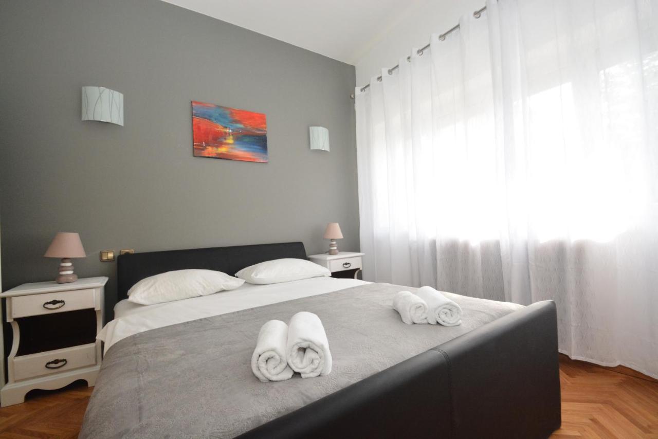 Guesthouse Kamen Kuca Подстрана Екстер'єр фото